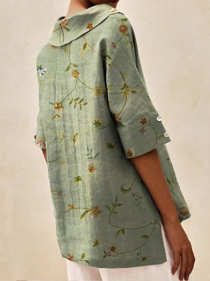 Maya - Elegante top met V-hals
